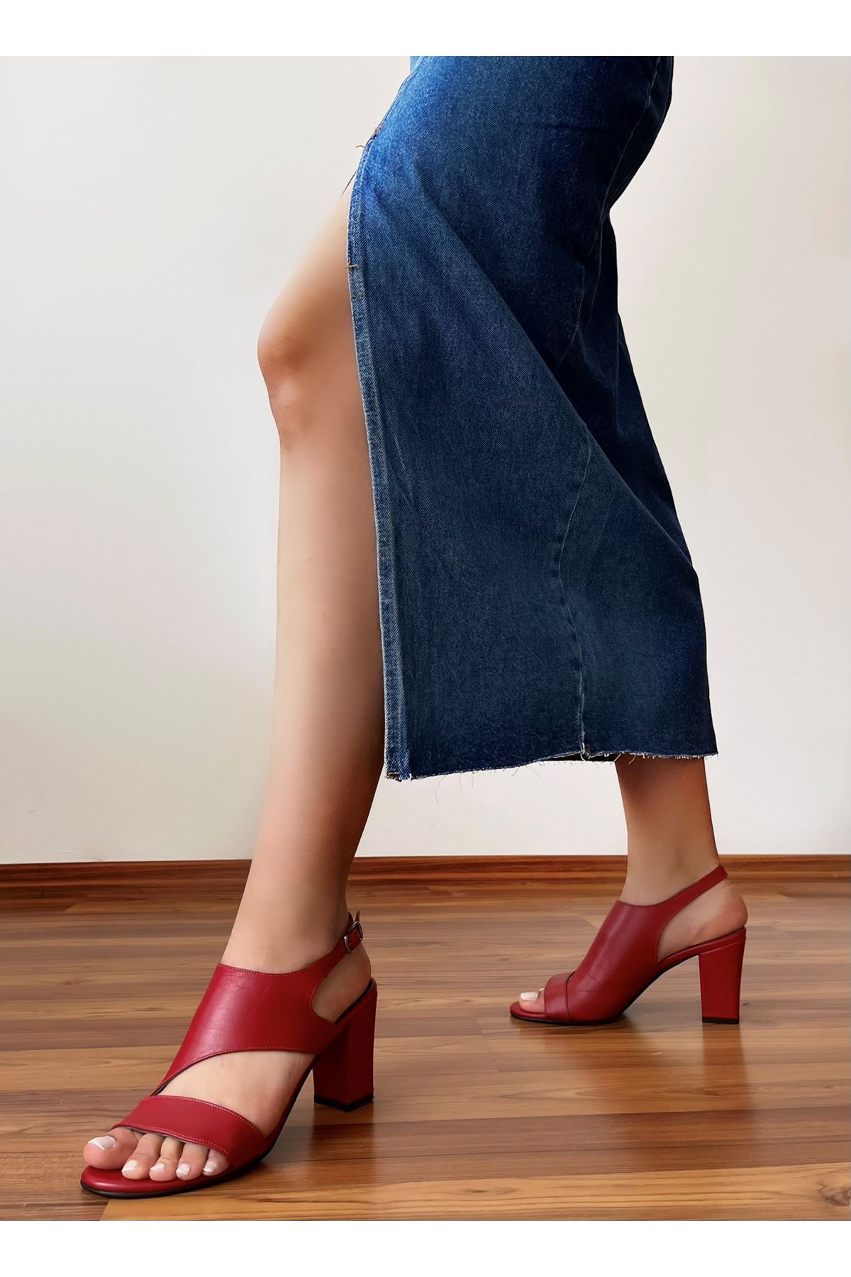 Gerçek Deri Kadın Topuklu Kırmızı  Asymmetric 