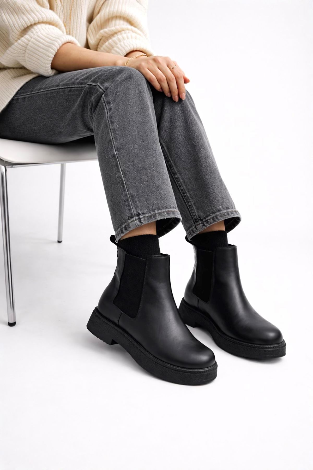Gerçek Deri  Siyah Aurel Kadın Bot 