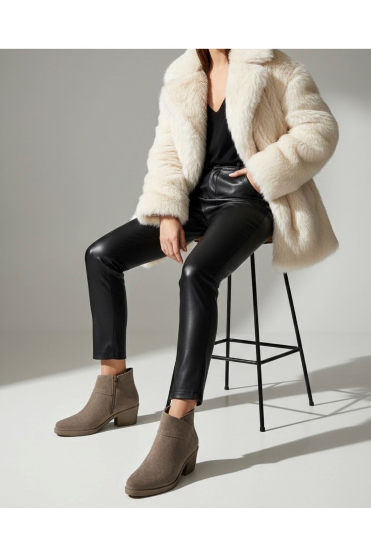 Gerçek Süet Deri  Kadın Bot  Vizon  Lucky 