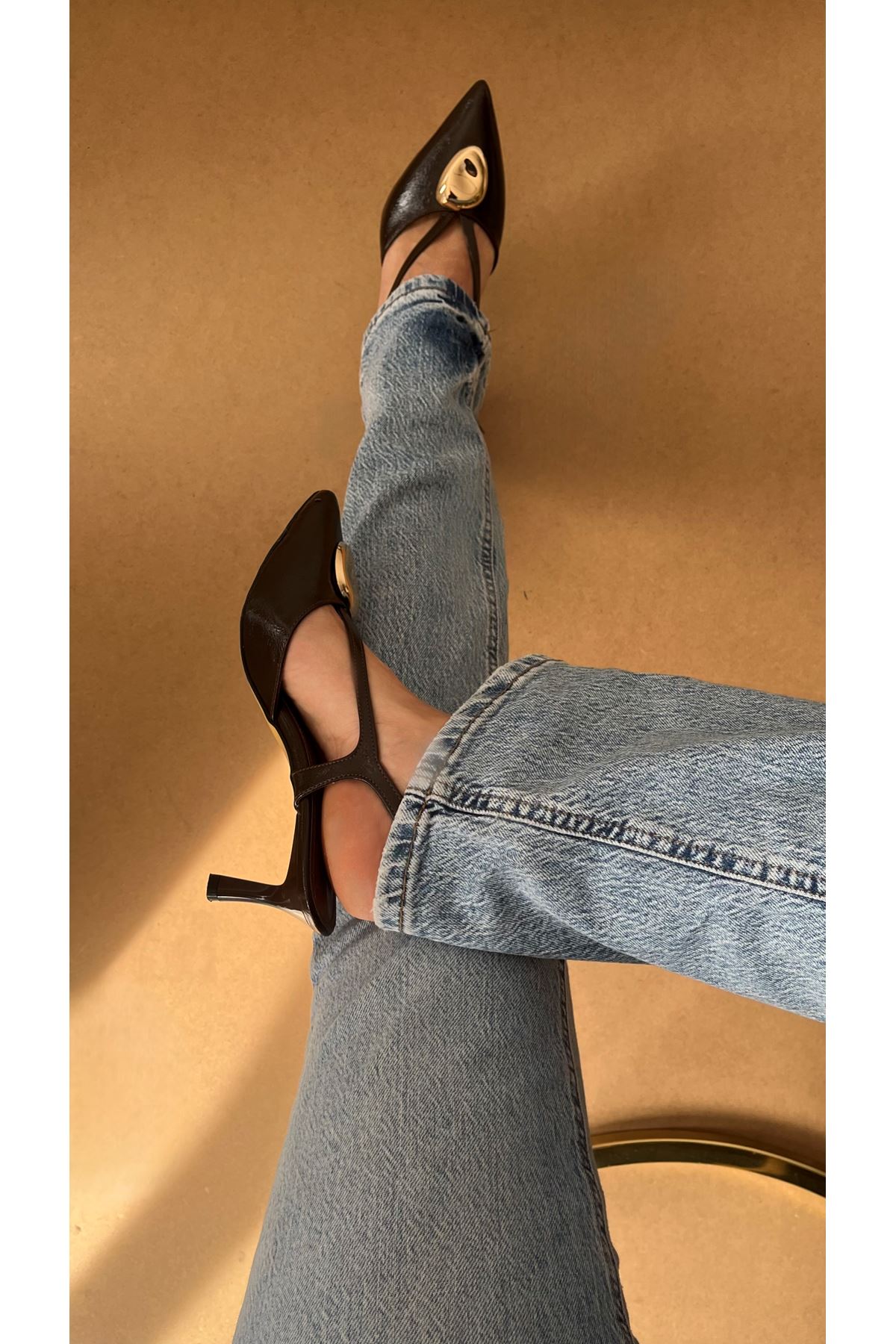  Kadın Tokalı  Topuklu  Ayakkabı Kahverengi Noire