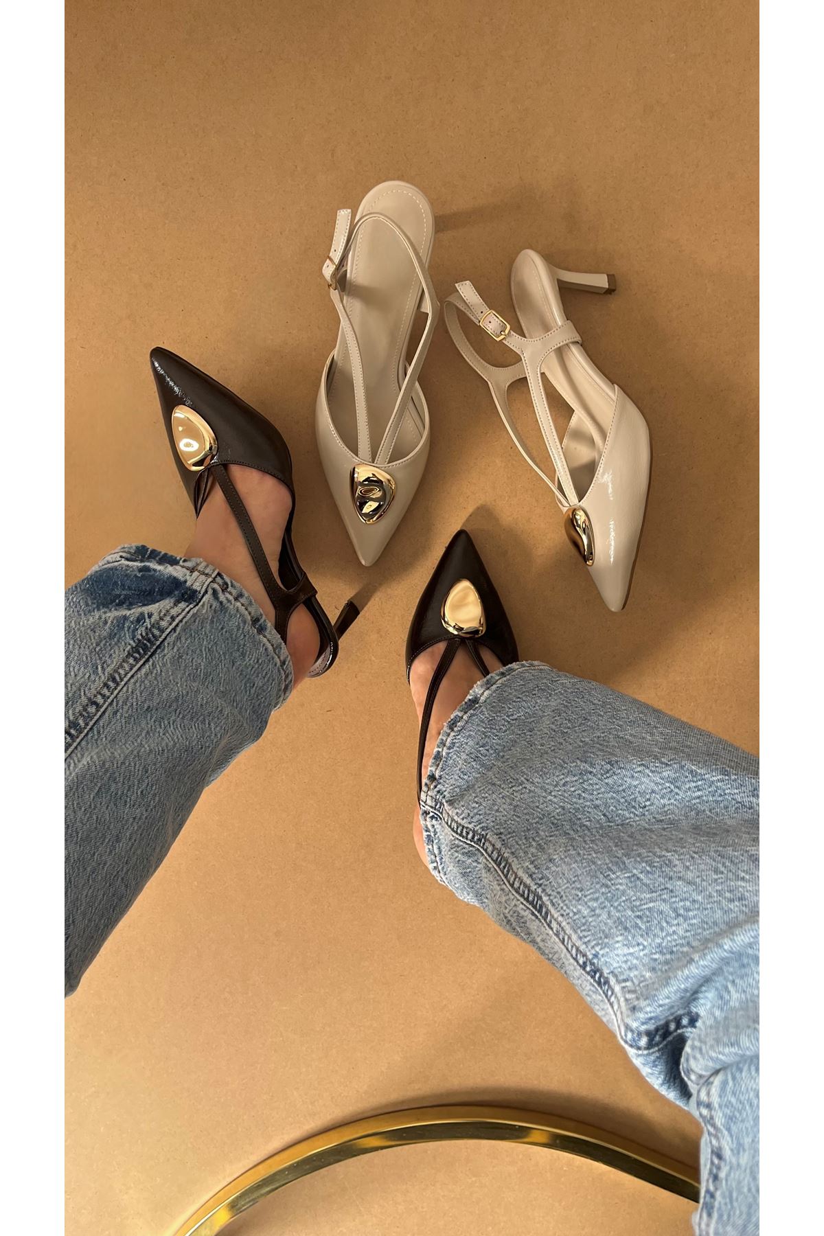  Kadın Tokalı  Topuklu  Ayakkabı Ekru Noire