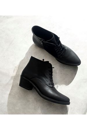 Gerçek Deri Kadın Bot Siyah Marcela