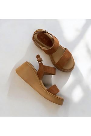 Gerçek Deri Süet Taba Kadın Sandalet  Nily