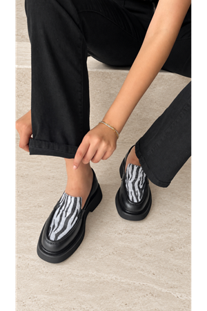 Gerçek Deri Siyah Zebra Desenli Kadın Loafer  Zain